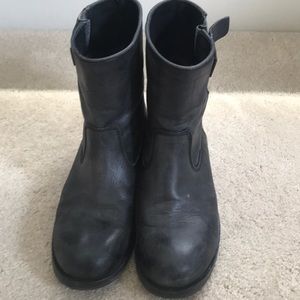 Black Italian leather motorcycle boot size 39